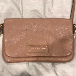 Cross body Marc Jacobs purse